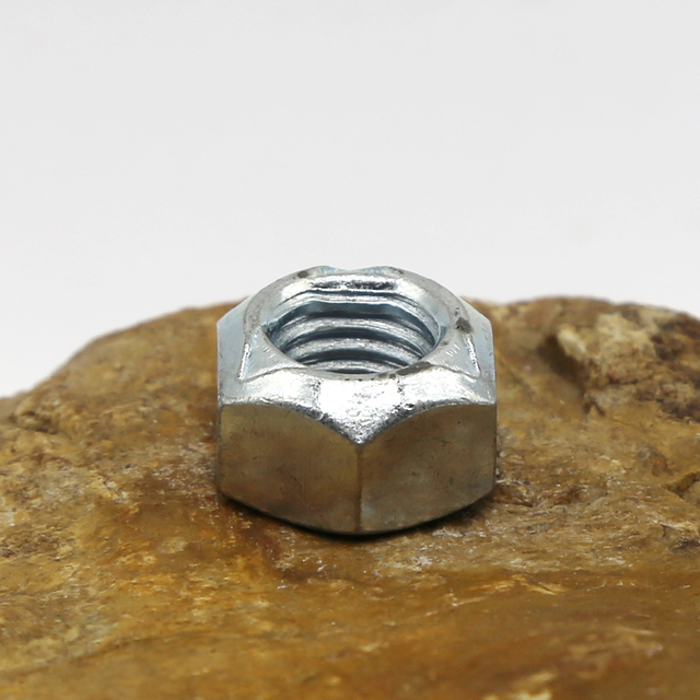 Locknut with 3 Locking elements