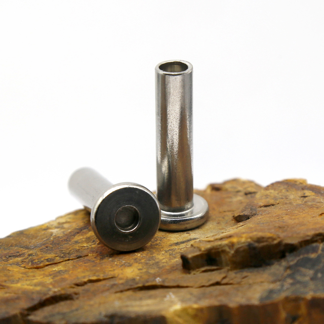 Stainless Steel Chicago Screw Customization